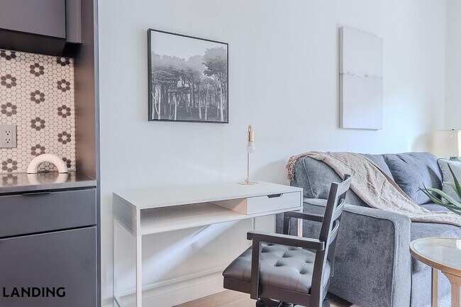 Foto del edificio - 2623 Keene St