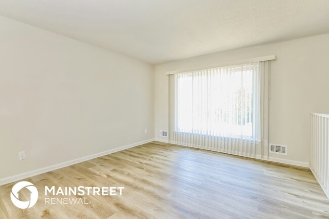 Foto del edificio - 8413 Smithton Rd