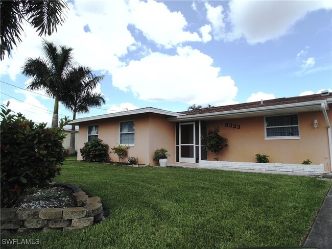 Foto del edificio - 3323 SE 19th Ave