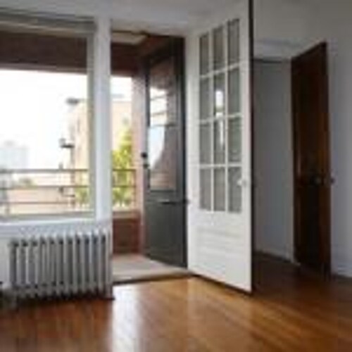 Foto del edificio - 1207 W Glenlake Ave