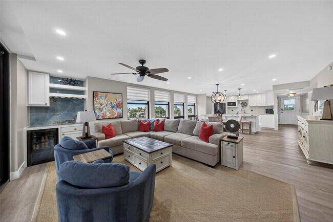 Foto del edificio - 1629 Riverview Rd