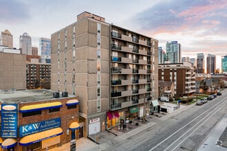 Building Photo - Kingston Tower