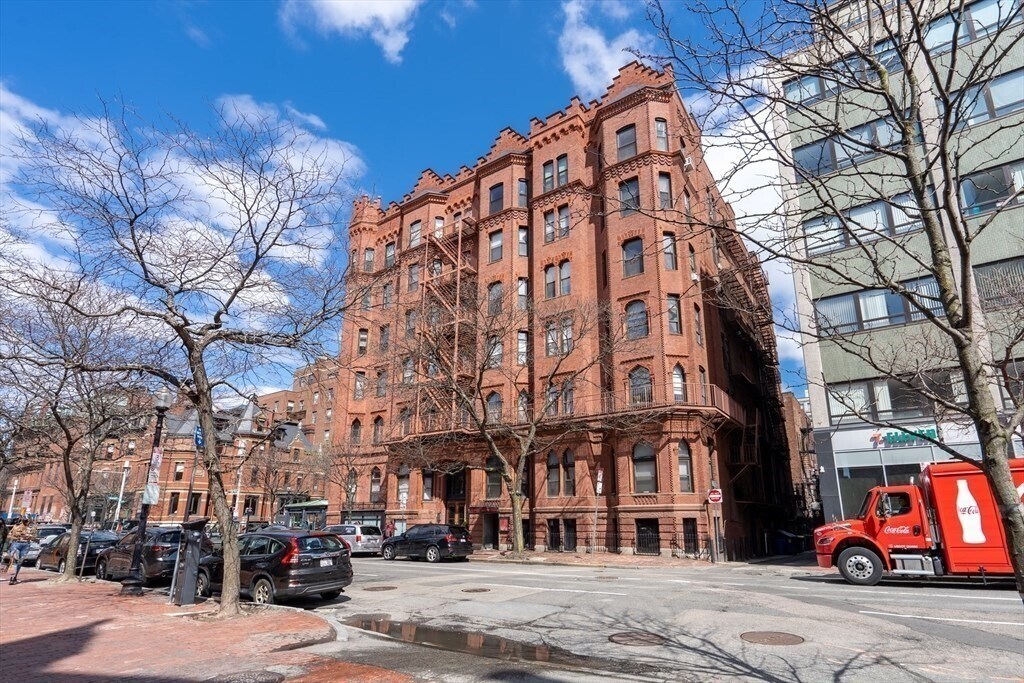 Foto principal - 271 Dartmouth St