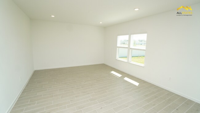 Foto del edificio - 4030 NE 33rd Ave