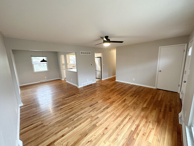 Foto del edificio - 5242 Karl Rd