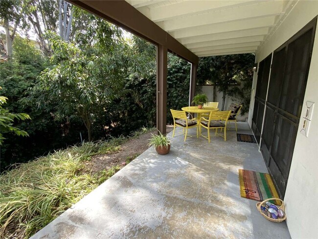 Building Photo - 149 W Marquita