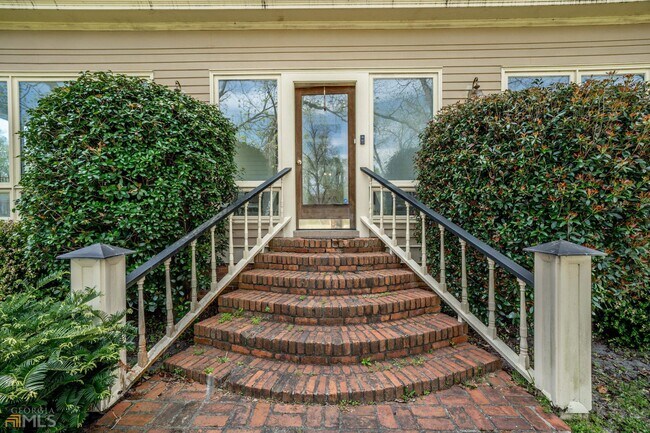 Building Photo - 7615 GA-15