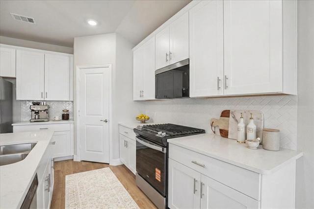 Foto del edificio - 502 Tidal Dr