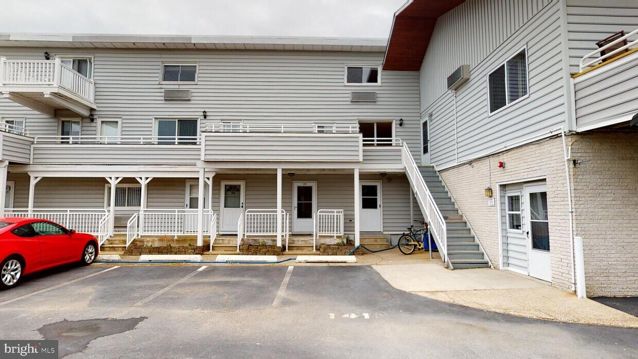 9510 Amherst Ave, Margate City, NJ 08402 Townhouse for Rent in