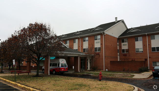 Foto del edificio - Chillum Oaks Adventist Apartments