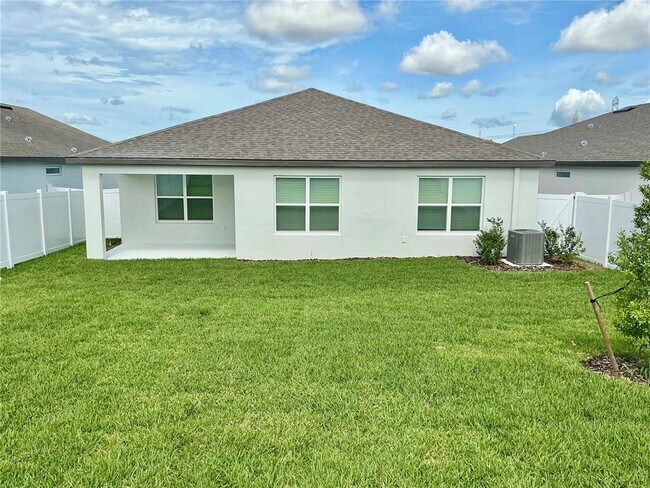 Foto del edificio - 3754 Benham Rise Rd