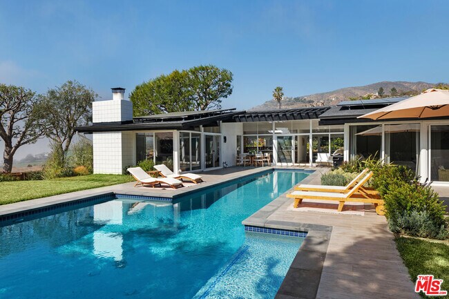 Foto del edificio - 6228 Trancas Canyon Rd