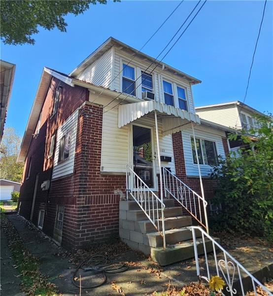 Foto principal - 1127 Highland St