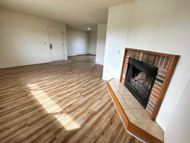 Foto del edificio - 904 E 12th Ave