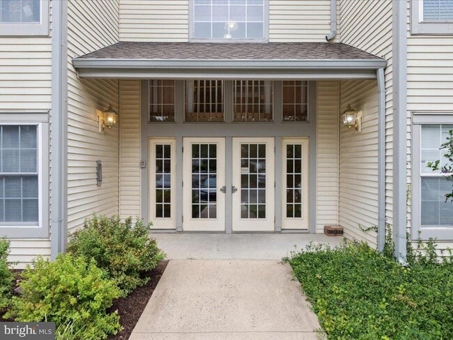 Building Photo - 204 Salem Ct