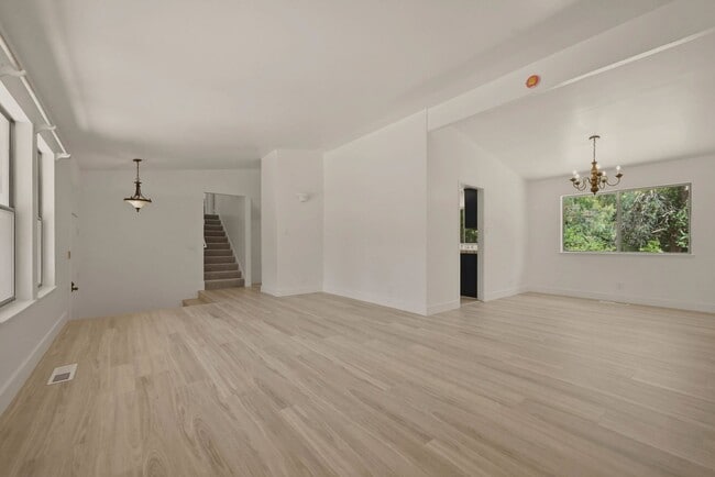 Building Photo - 25 Miwok Ct