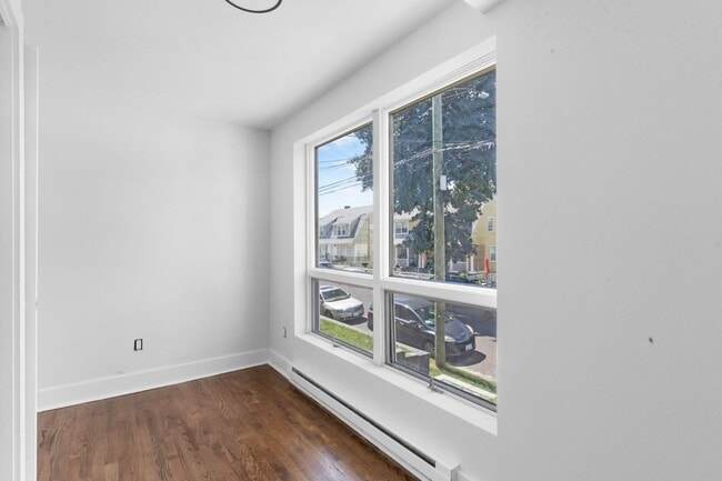 Foto del edificio - 366 Remington St
