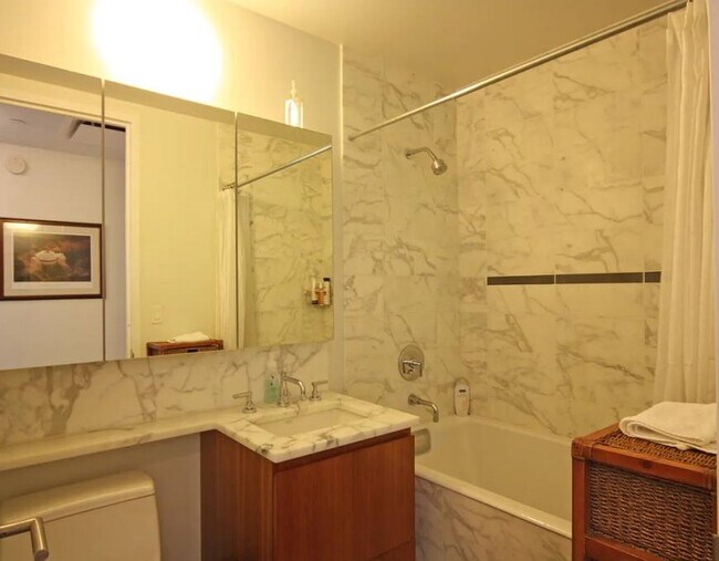 Building Photo - 1 bedroom in NEW YORK NY 10013