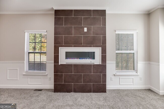 Foto del edificio - 960 N Grand Ave NW