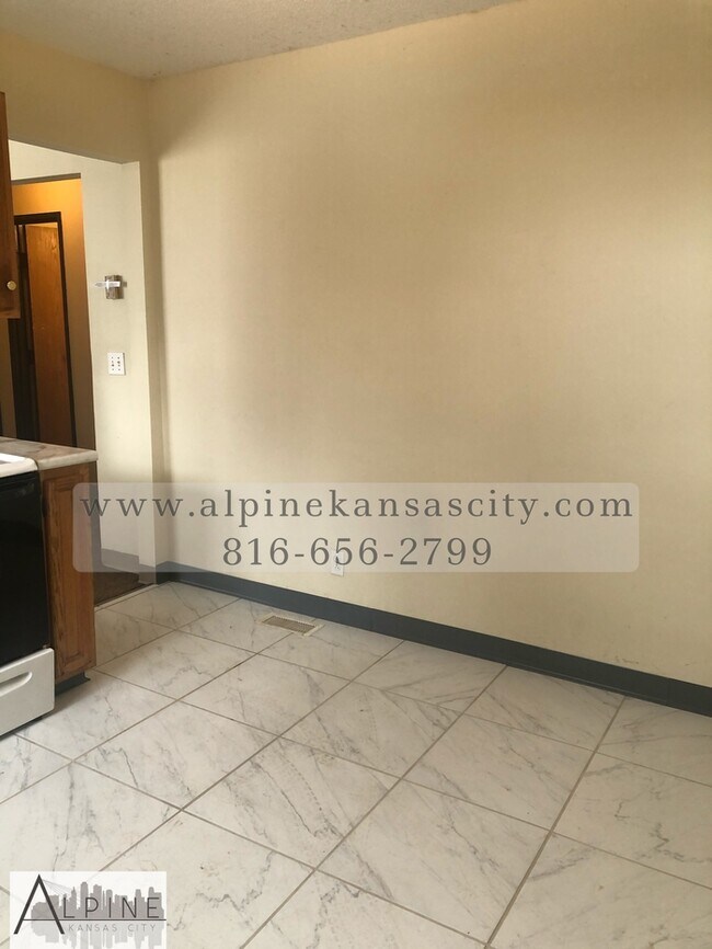 Building Photo - 1809 Jackson Ave