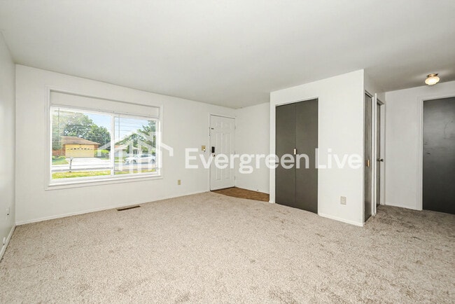Building Photo - 4783 Taylorsville Rd
