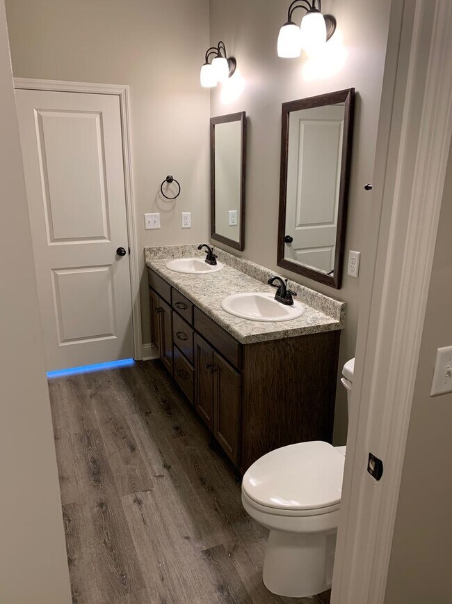 Stone Ridge Luxury Apartments Apartments 600 E 4th St Adel, GA