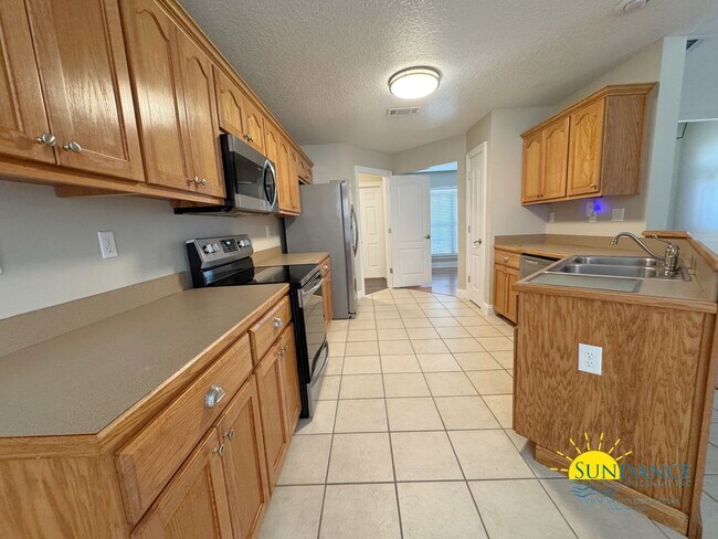 Foto del edificio - Charming 3-Bedroom Home on a Quiet Cul-de-...
