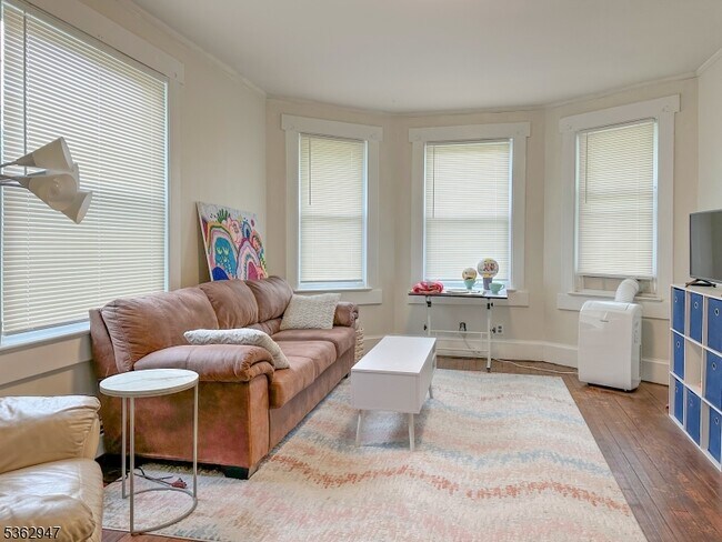 Foto del edificio - 37 Personette St