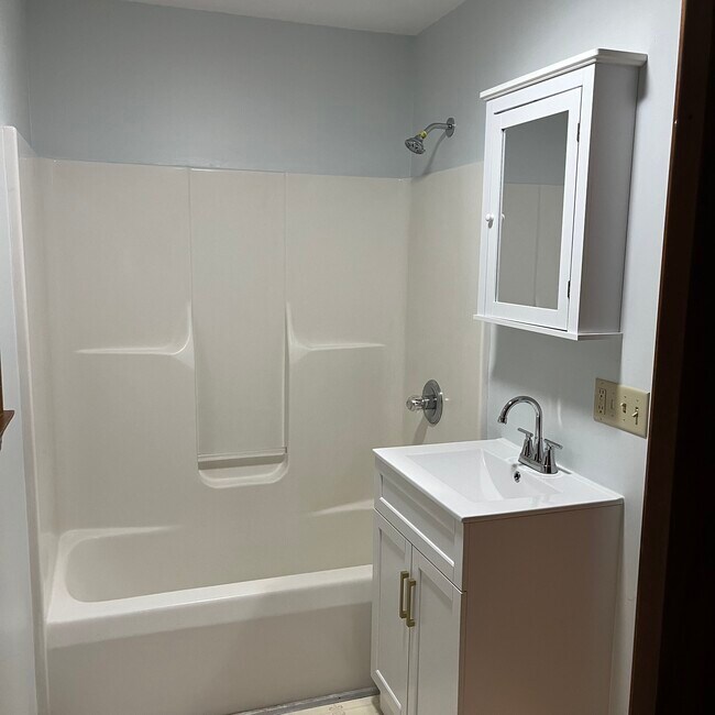 Baño - 162 Cedar Swamp Rd
