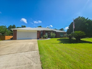Building Photo - 7399 Broadmoor St