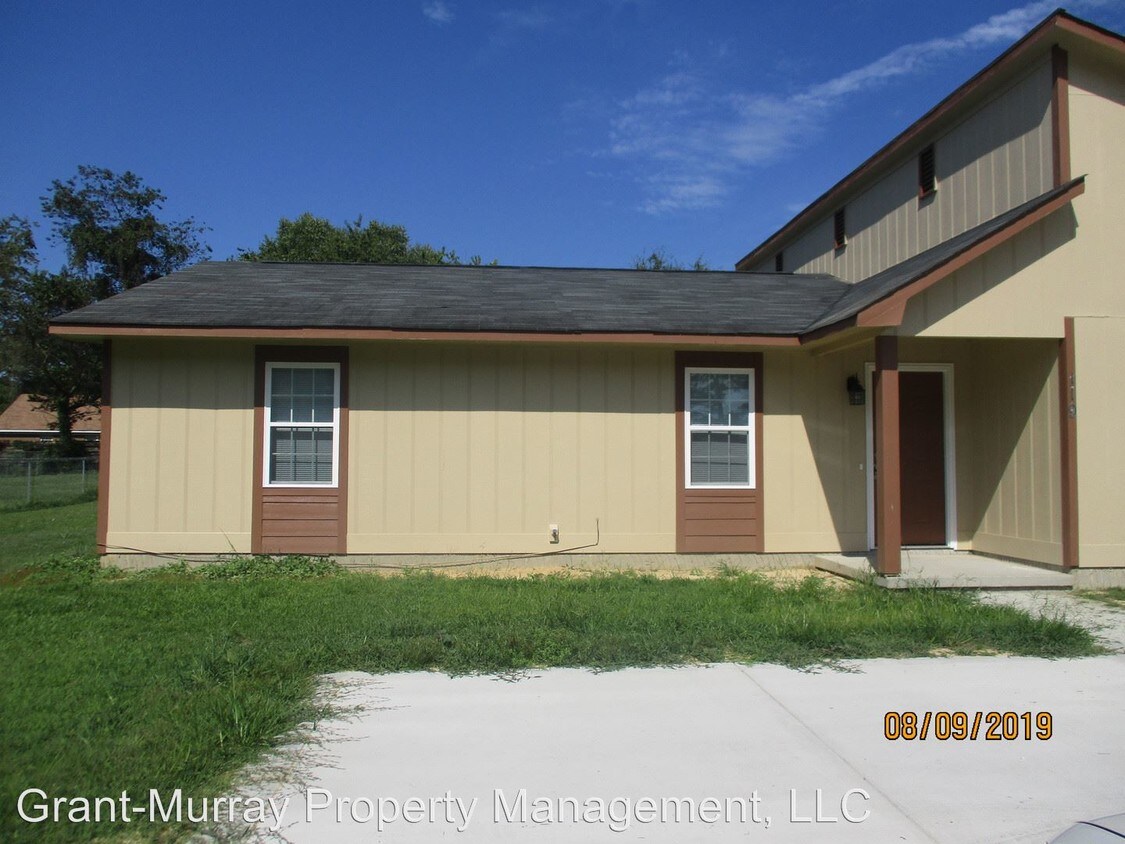 119 Eulon Loop, Raeford, NC 28376 Apartment for Rent in Raeford, NC