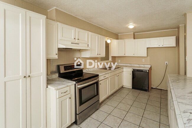 Building Photo - 7219 Westport Way, San Antonio, TX 78227