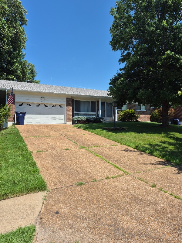 Foto principal - 9663 Yorkshire Estates Dr