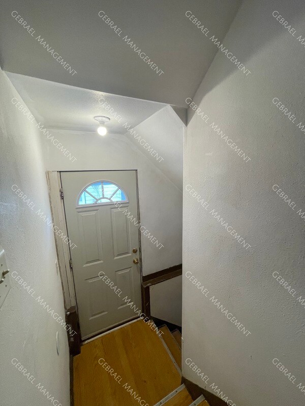 Building Photo - 3409 Rust Ave