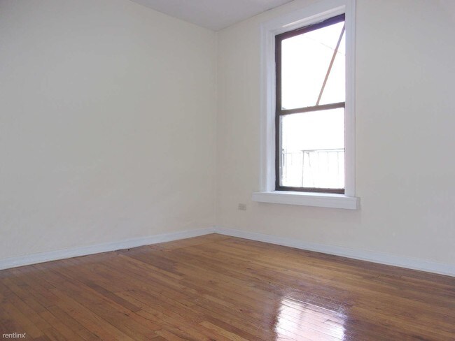 Building Photo - 153 Vermilyea Ave