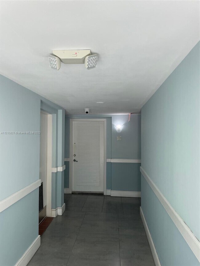 Building Photo - 1308 Drexel Ave