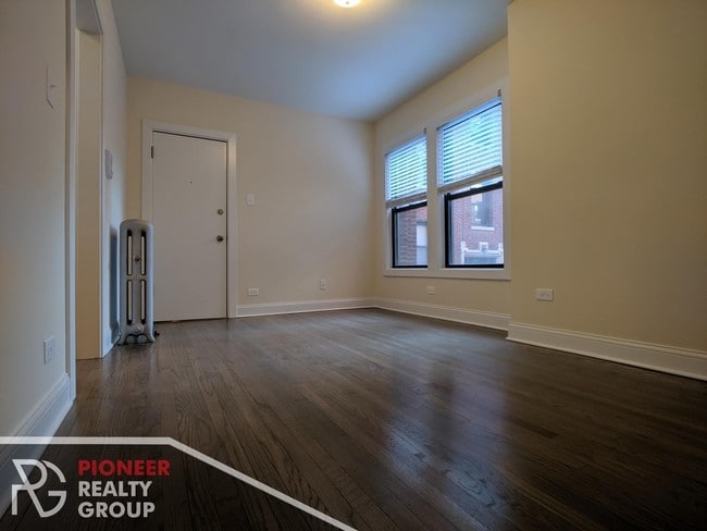 Building Photo - 2641 N Spaulding Ave