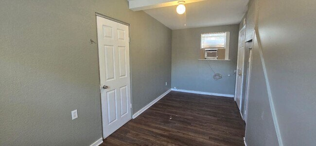 Foto del edificio - 5 Bedroom St Pete Home