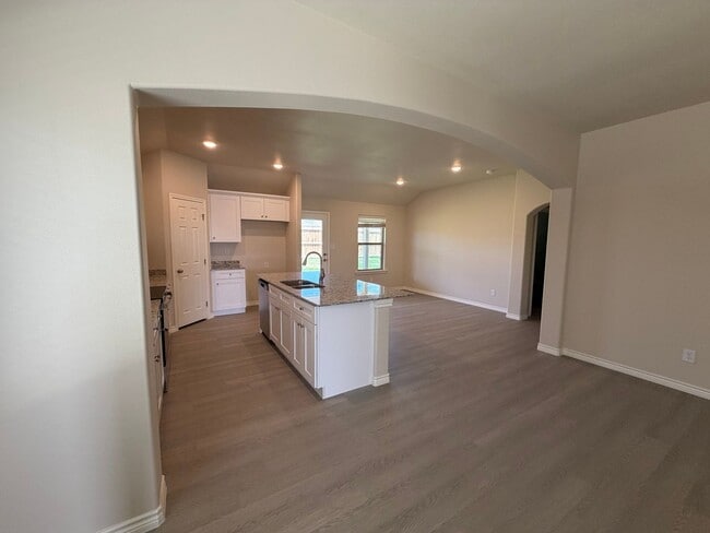 Building Photo - Brand New Construction in Midland!