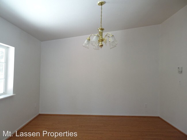 Building Photo - 2 br, 2 bath House - 691-325 Sara Court