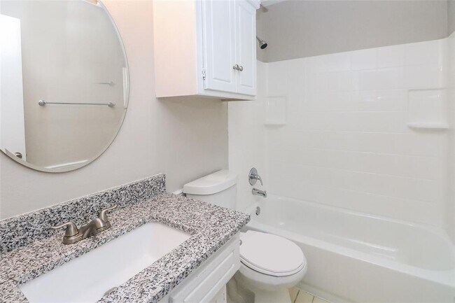 Foto del edificio - 10408 Glascow Dr