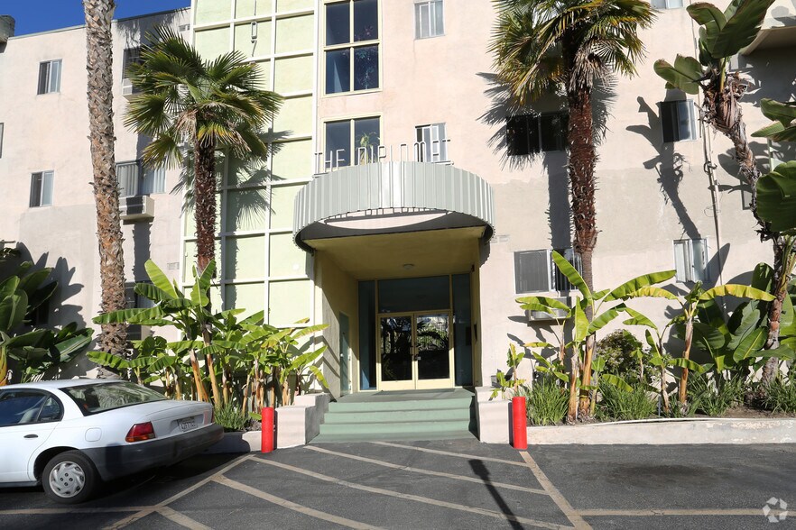 The Diplomat Apartments Rentals Los Angeles, CA