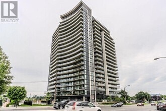 Building Photo - 1461-1461 Lawrence Ave W