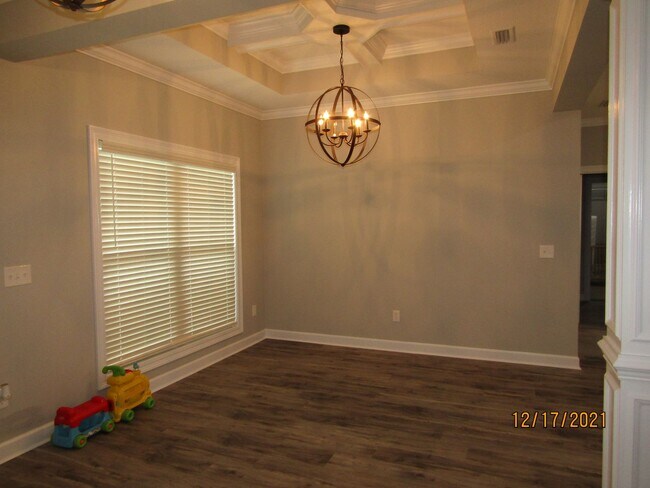 Foto del edificio - Available July!