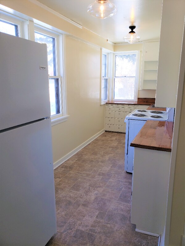Primary Photo - 516 W Olive St