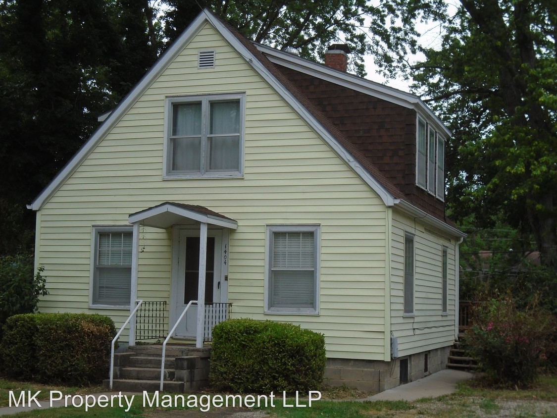 Primary Photo - 1404 Legore Ln