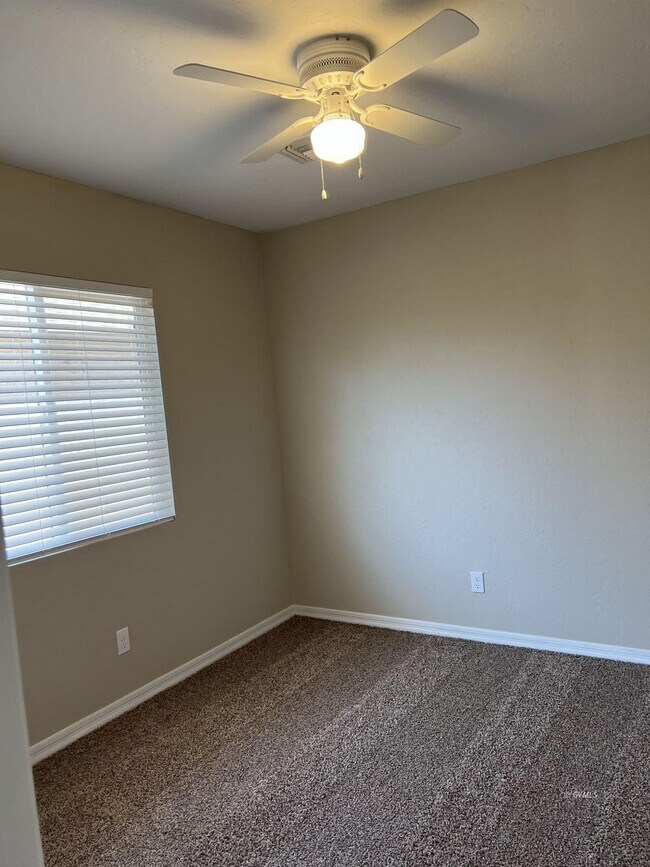 Foto del edificio - 1291 Kelson Pl