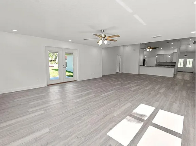 Building Photo - Lake Wales Rental