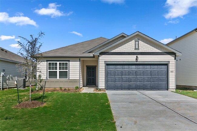 Building Photo - 1021 Lacebark Pne Ln