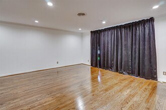 Building Photo - 1202 Shadeland Dr